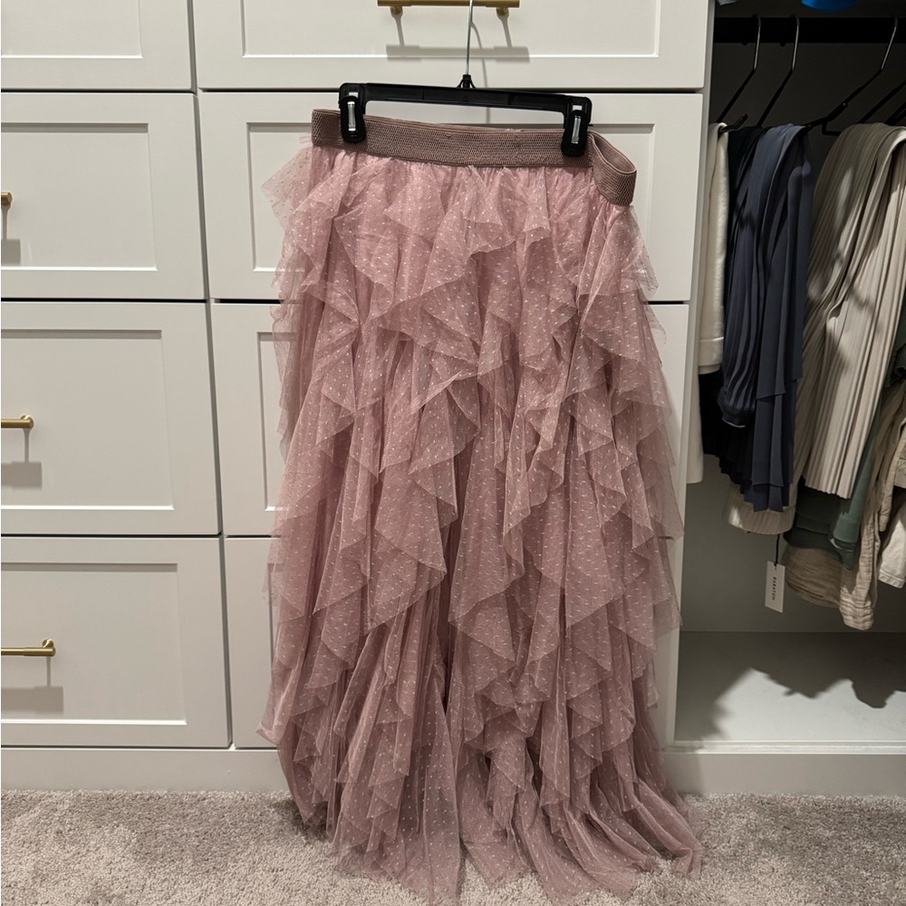 Anthropologie Ruffled Tulle Midi skirt in Rose
